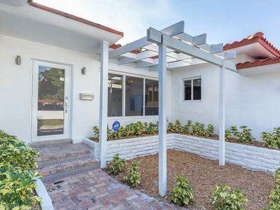 10706 NE 9th Ave, Biscayne Park, FL, 33161