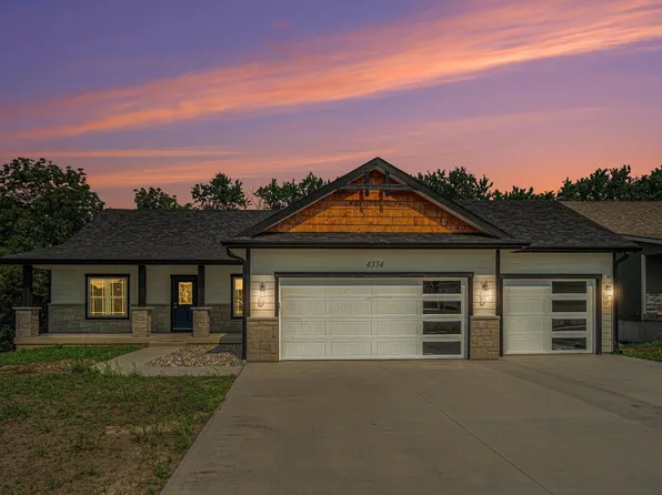 4334 SW Lakeside Dr, Topeka, KS 66610