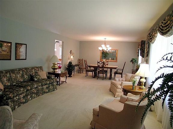 3rd image of 4720 Bokay Dr