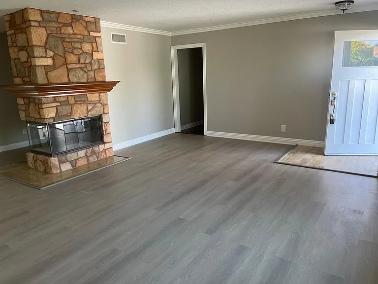 407 N Clinton St — Photo 27