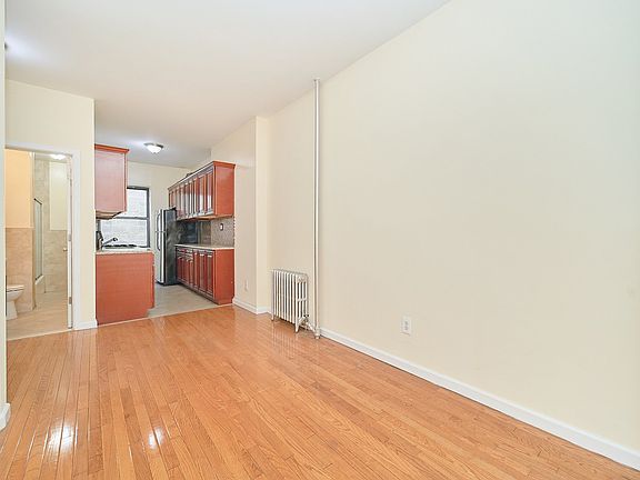 5th image of 286 W 127th St APT 1