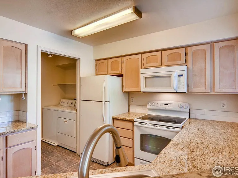 730 Copper Ln #208 — Photo 13
