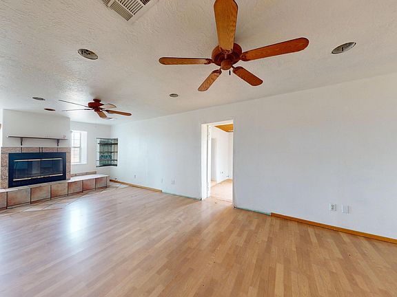 4th image of 3206 Maese Ln