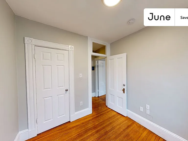 76 Easton St — Photo 15