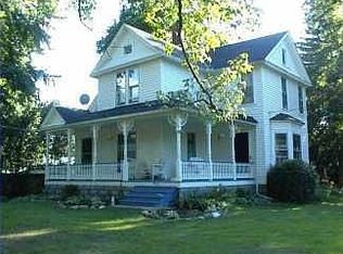 4540 Porter Rd, North Olmsted, OH 44070