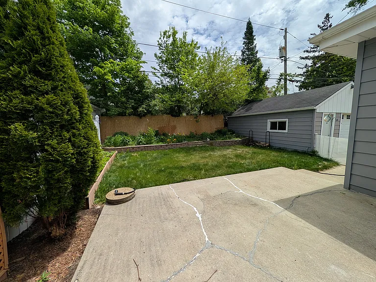 146 N 91st Pl — Photo 19