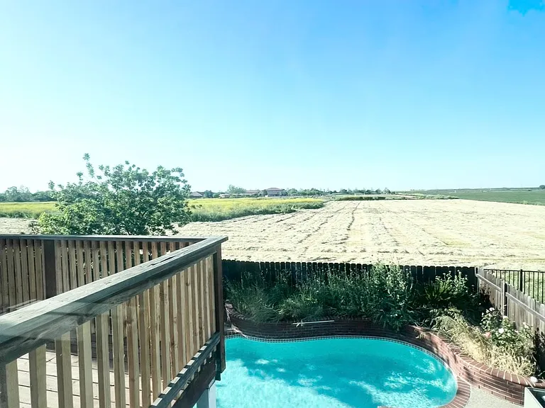 4307 Frontera Dr — Photo 13