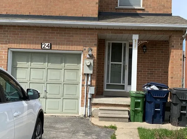 24 Mattari Ct, Toronto, ON M9W 7C6