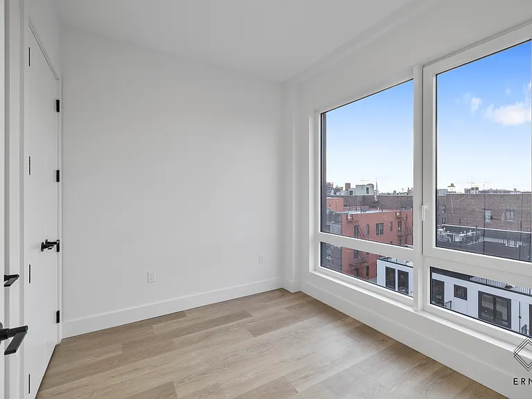 80 Linden Blvd #8E — Photo 18
