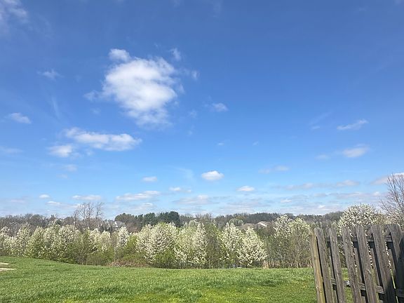 4th image of 4352 Evangeline Ln #4352E