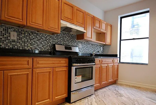 Rented by Keller Williams NYC | media 23