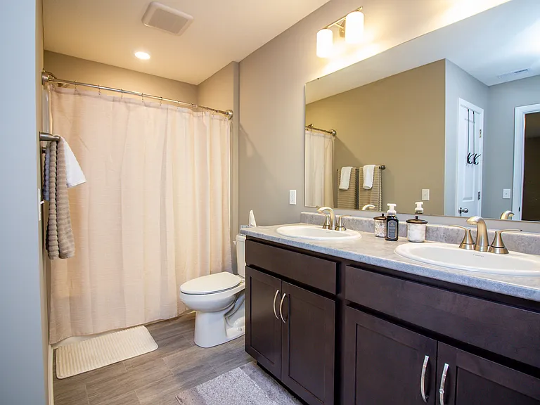 444 Brescia Dr — Photo 17