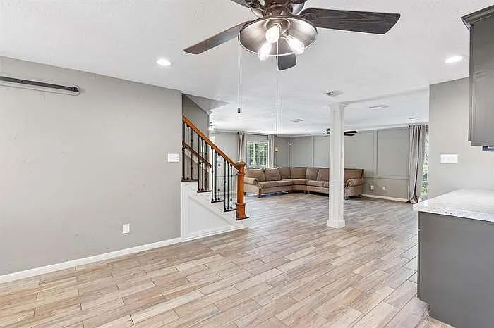 6018 Gnarled Oaks Ct — Photo 17