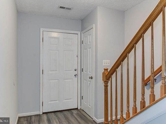 2nd image of 504 Kensington Dr
