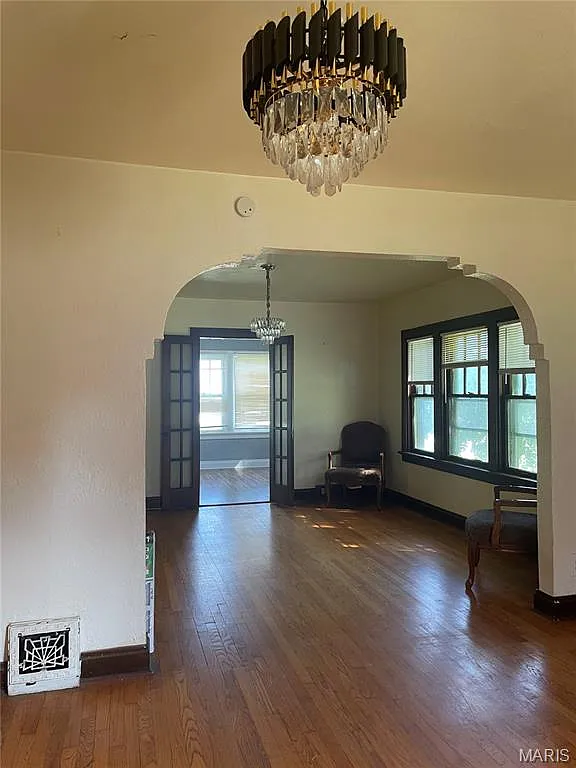 3 bed, 1.5 bath, 1224 sqft, $1,500 — Photo 2