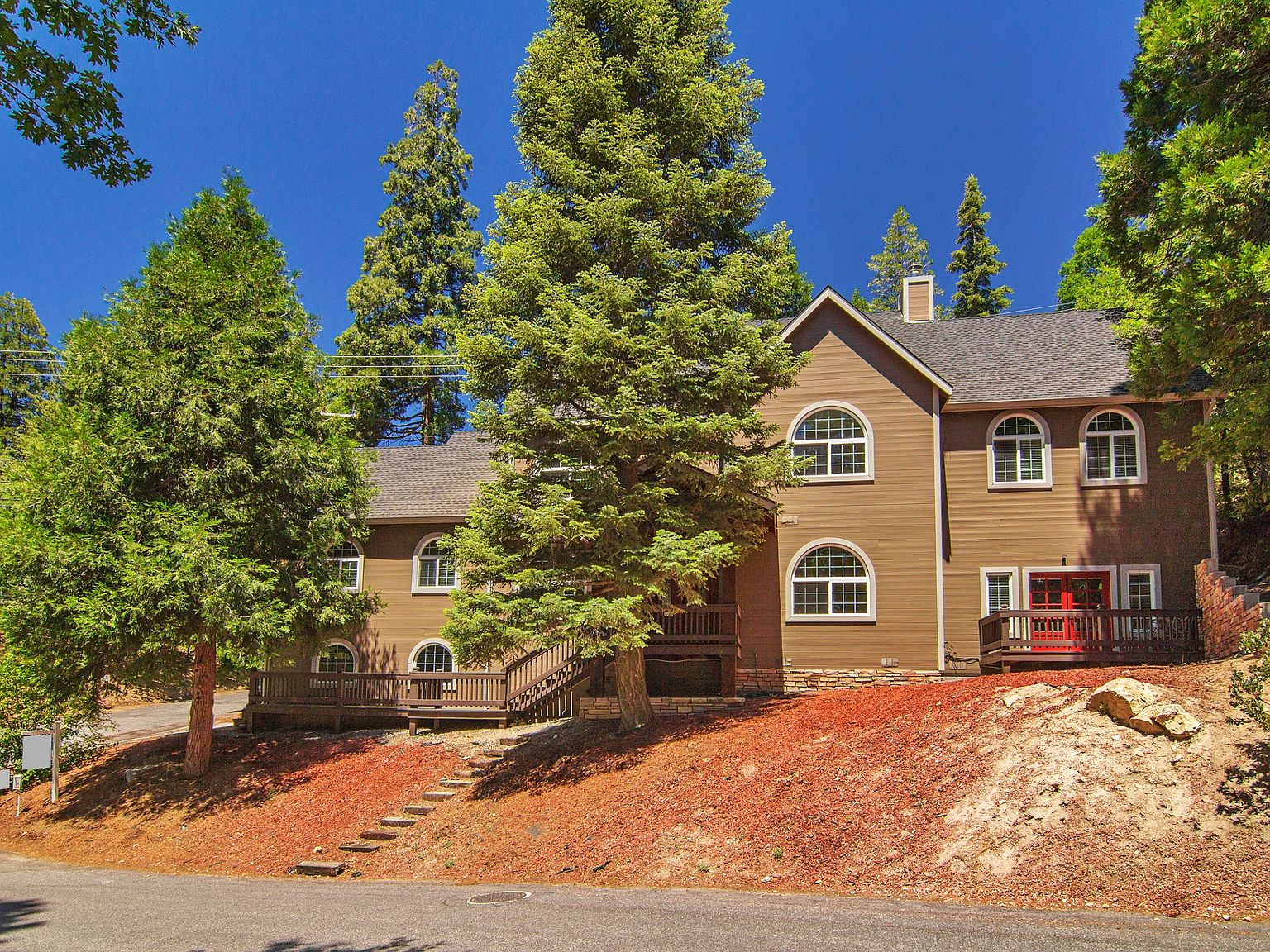 27312 Little Bear Rd, Lake Arrowhead, CA 92352 Zillow