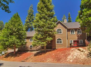 27312 Little Bear Rd, Lake Arrowhead, CA 92352