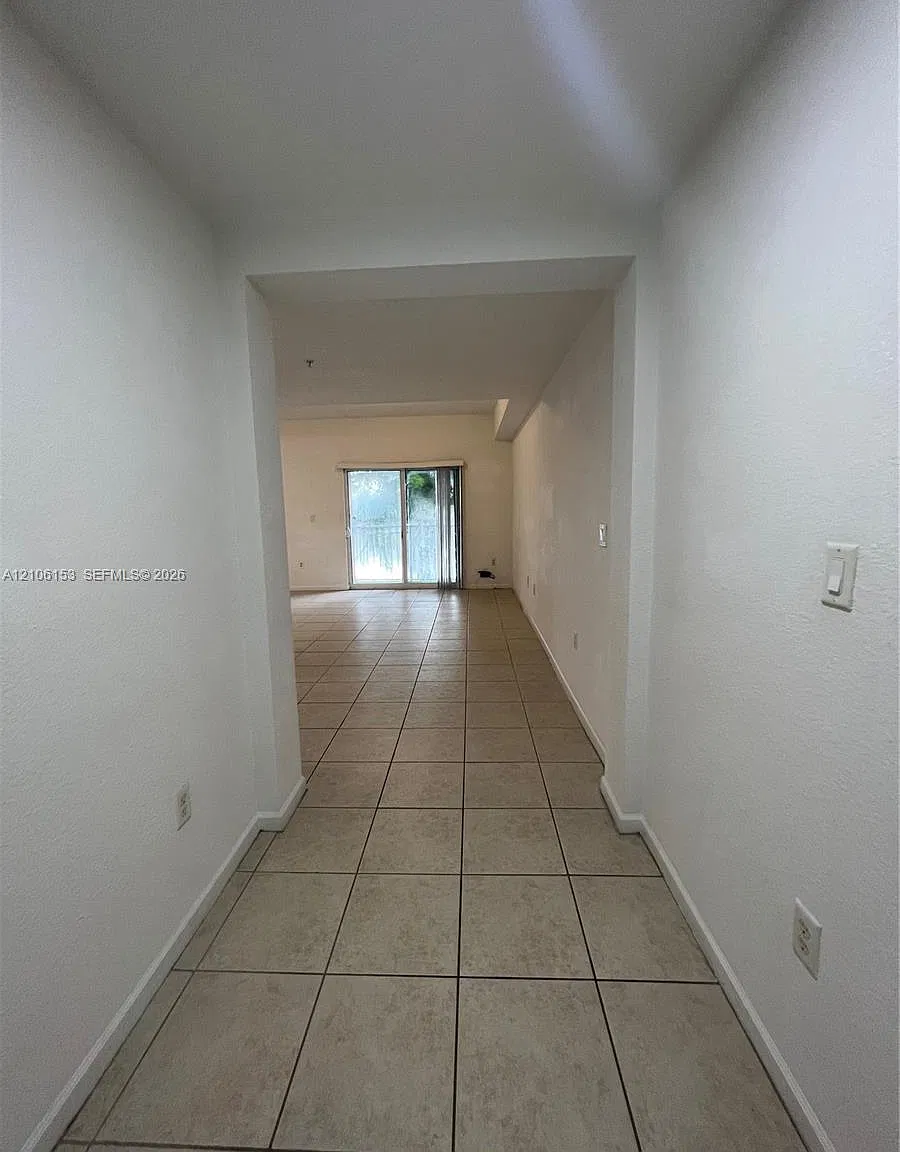 Promenade Shores At Doral — Photo 3
