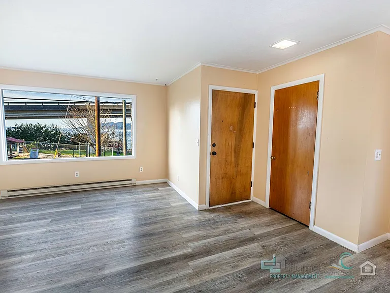 301 Alameda Ave — Photo 12