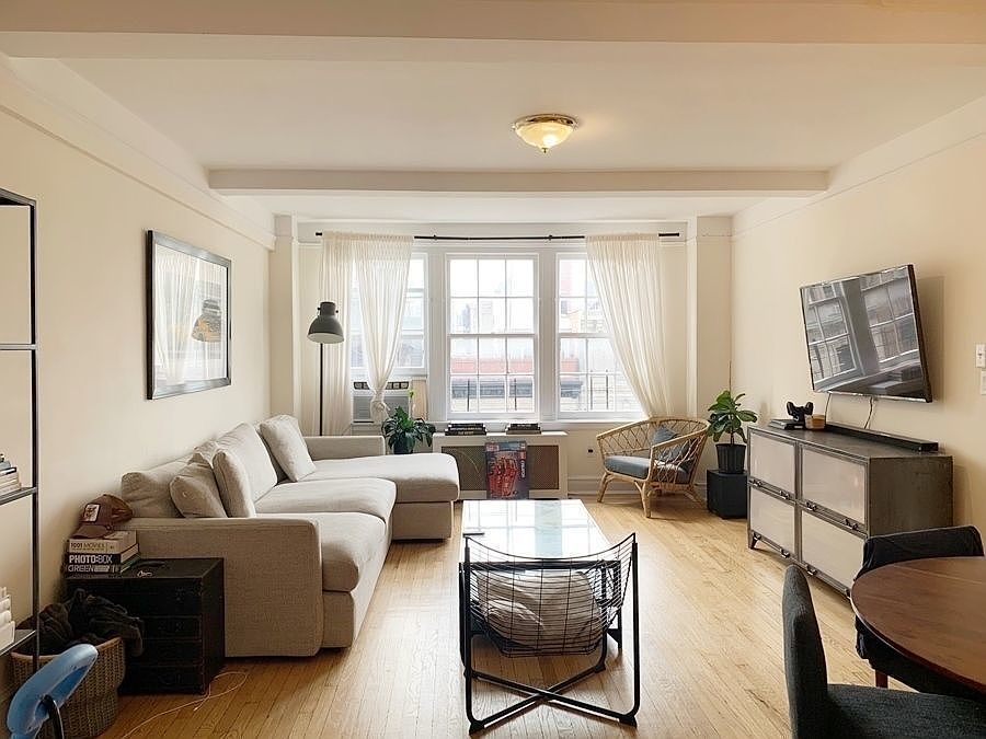 1st image of 51 W 86th St APT 601