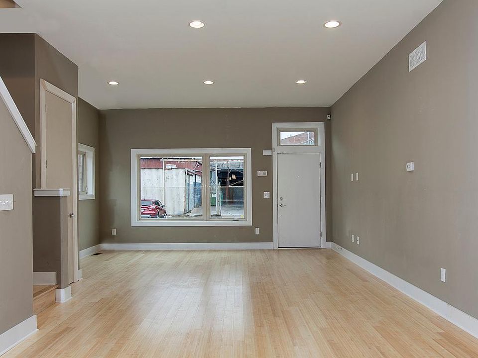 2nd image of 2046 Trenton Ave