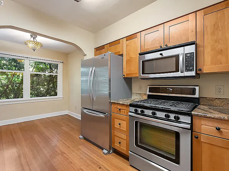 3944 SW Condor Ave — Photo 13