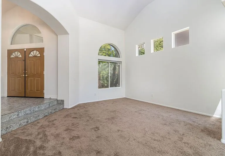 32579 Valentino Way — Photo 5