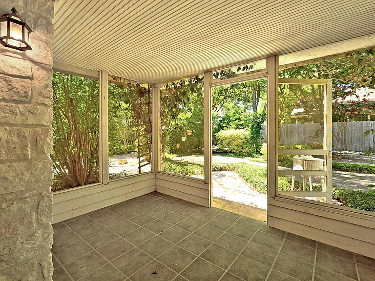 125 Melissa Ct — Photo 25