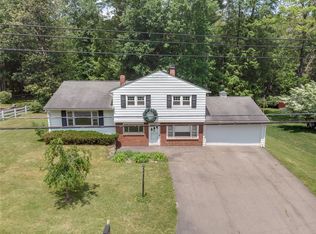 234 Ridgefield Rd, Endicott, NY 13760