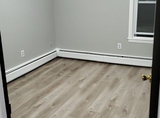 211 Cato St APT 2A, Woonsocket, RI 02895