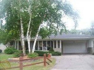 8450 Bellarine Dr, Shelby Township, MI 48316