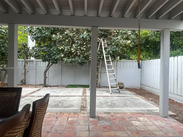 10788 SW 75th Ter — Photo 1