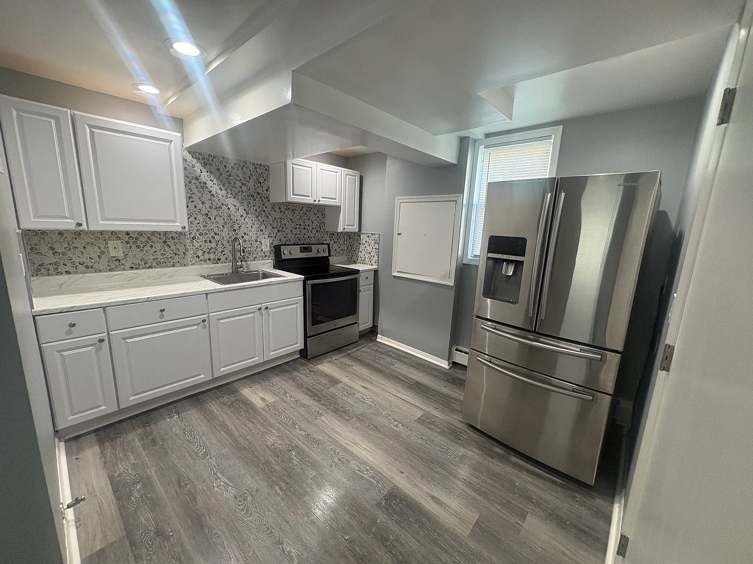 1 bed, $1,200 — Photo 4