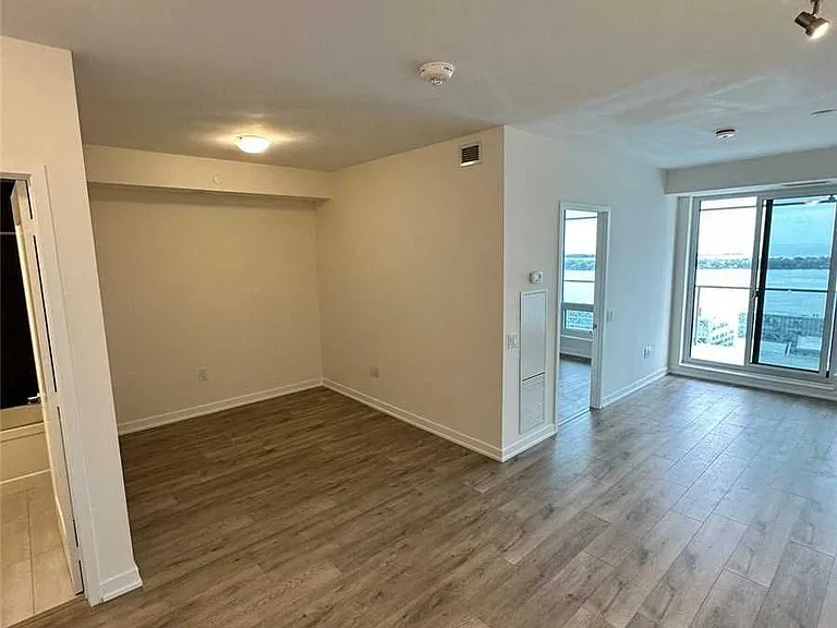 28 Freeland St #2601 — Photo 10