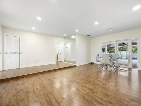 15010 NE 7th Ave, Miami, FL 33161