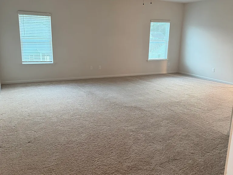 406 Larry Ln — Photo 31