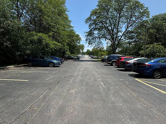 4th image of 430 Walnut Creek Ln Unit 2303