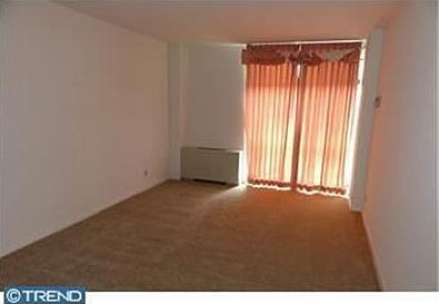 2nd image of 2401 Pennsylvania Ave APT 1610