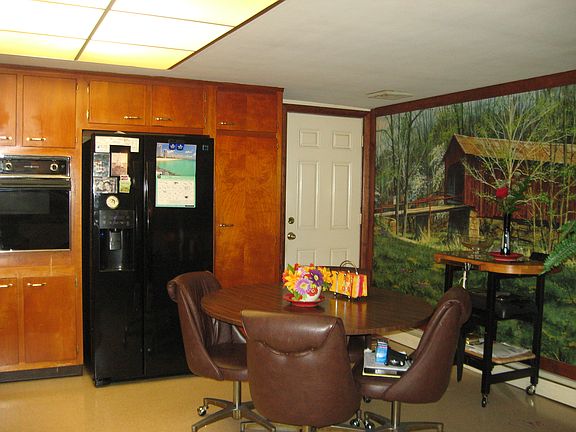 Eating area of kitchen