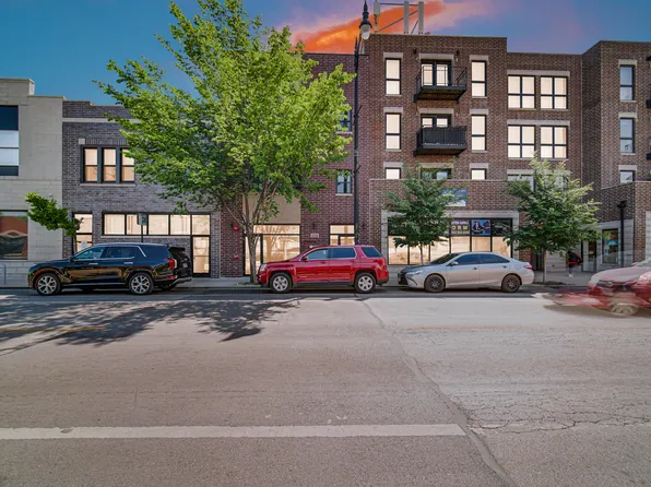 3225 S Halsted St #3, Chicago, IL 60608