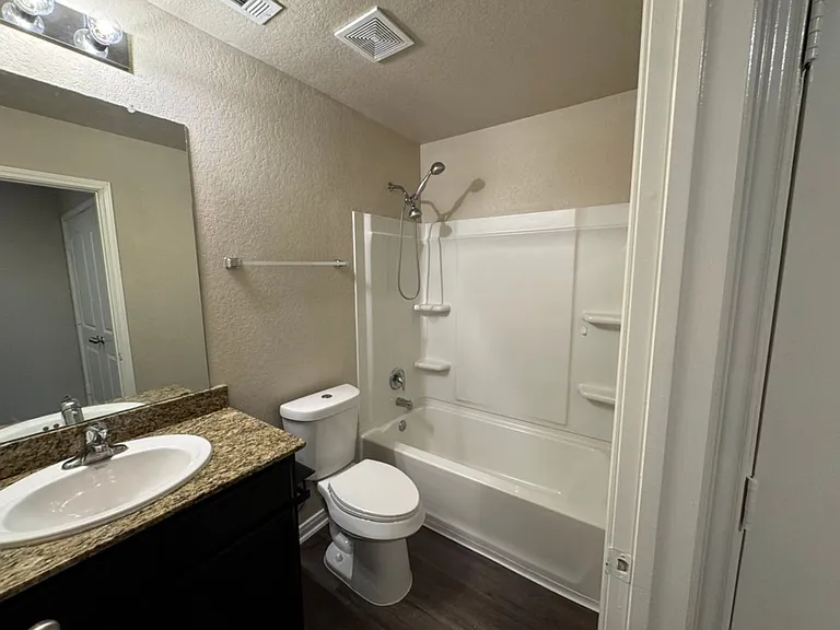 2906 Lavender Mdw — Photo 16