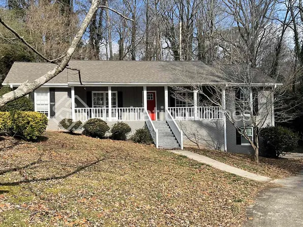 460 Glendale Ct, Stone Mountain, GA 30087