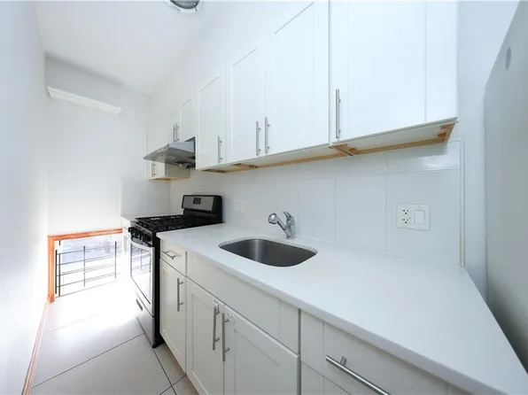 1202 Avenue I image 9 of 12