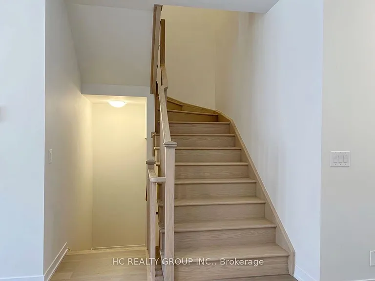 38 Harvey Bunker Cres — Photo 9