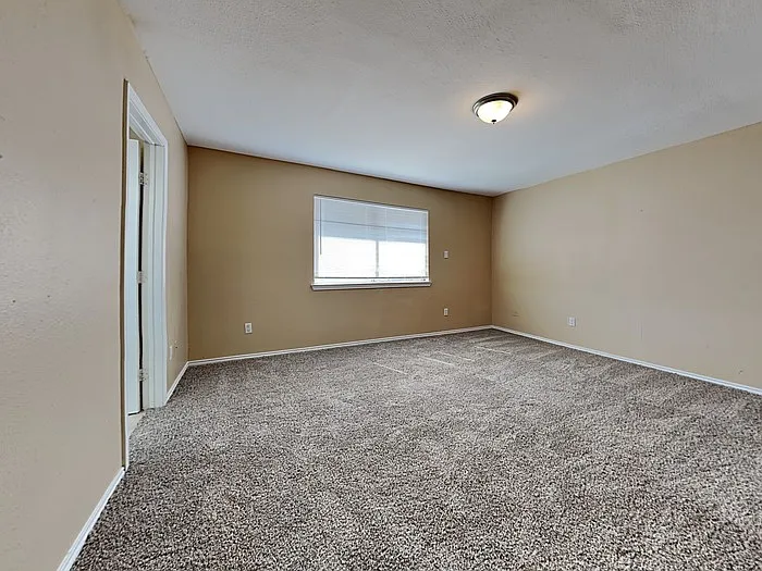 7804 Rice Dr — Photo 12