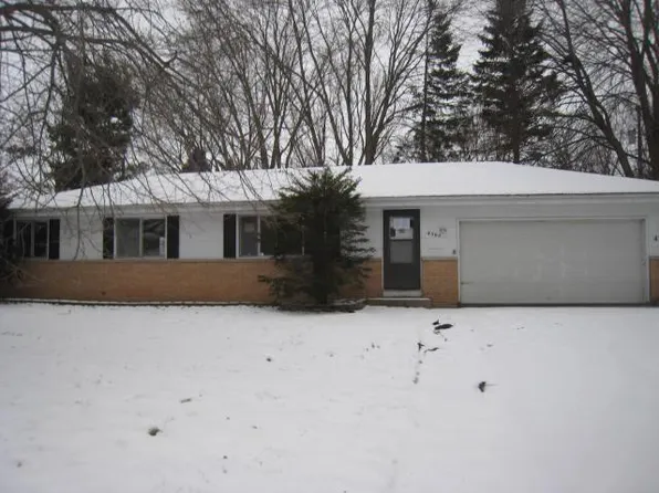 4504 Aquila Ave N, New Hope, MN 55428