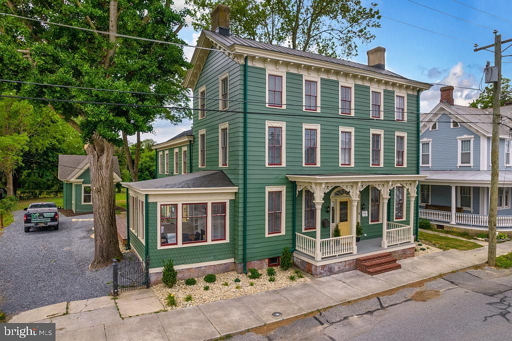107 S Market St, Frederica, DE 19946 Zillow