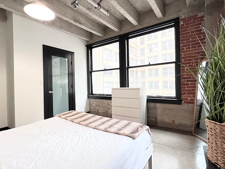Spring Tower Lofts — Photo 12