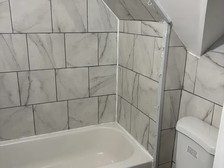 33 Walnut St #3 — Photo 3