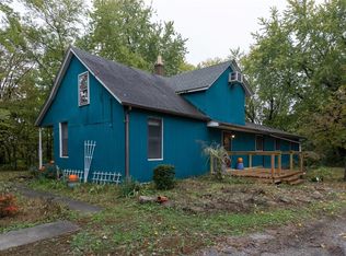 5360 Old Carpenter Rd, Edwardsville, IL 62025